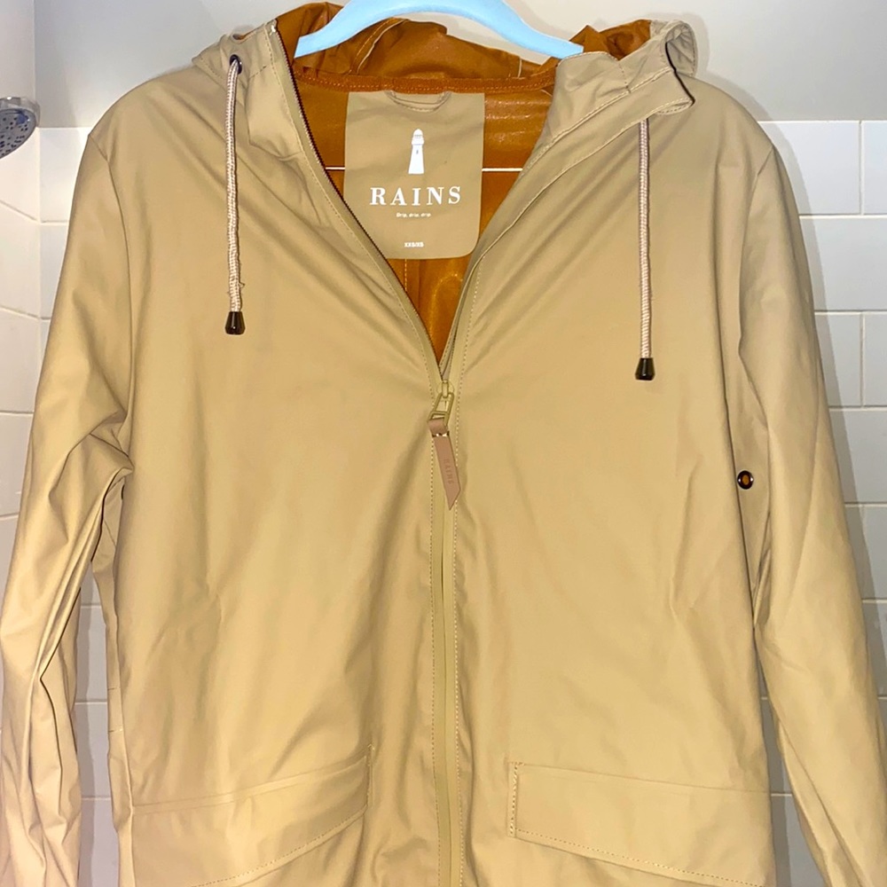 What you need for spring! 🌧